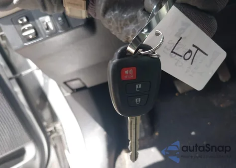 2013 Toyota Rav4 Xle from USA, damaged, VIN 2T3WFREV6DW067821